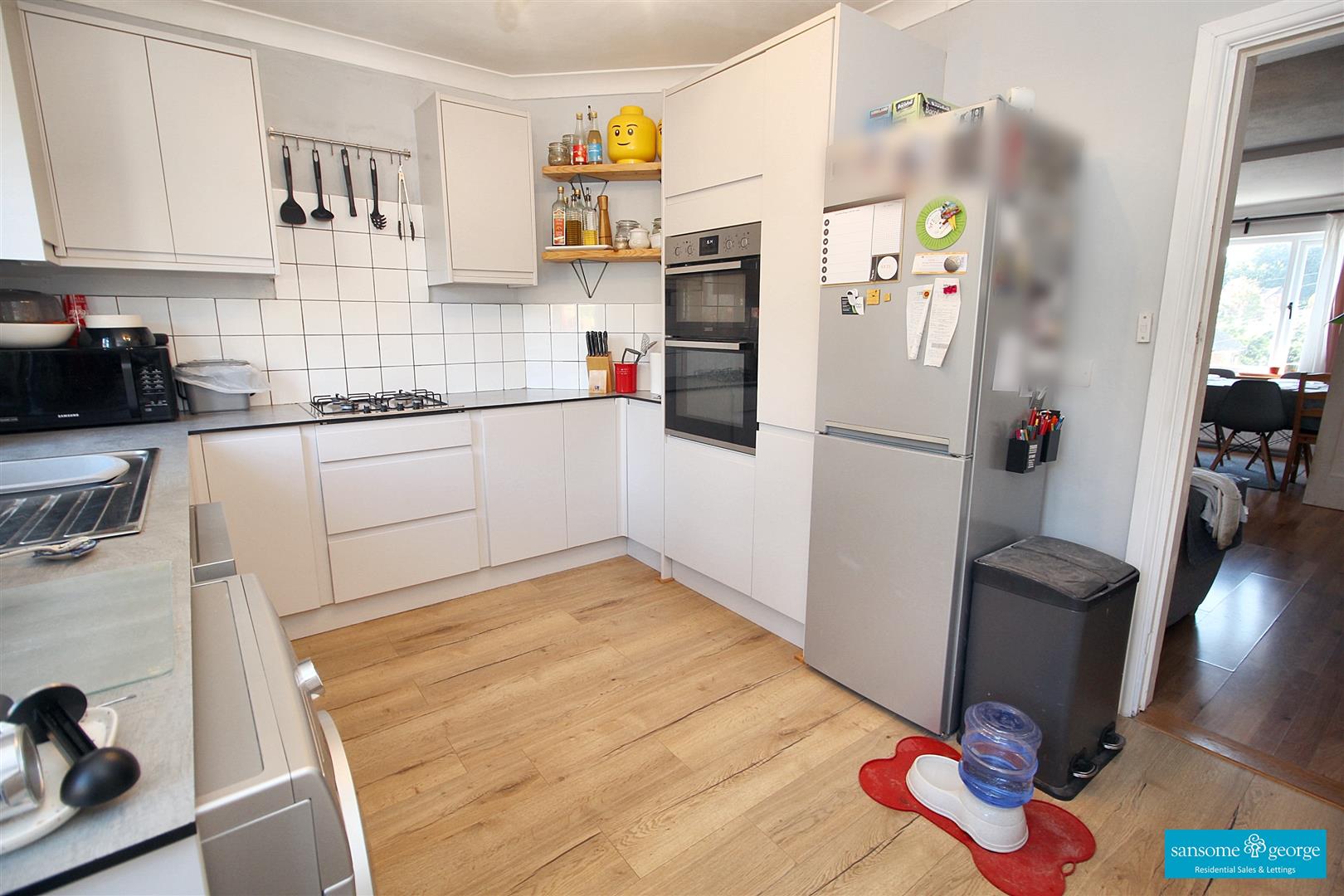3 bed property in Rodway Road, Reading
